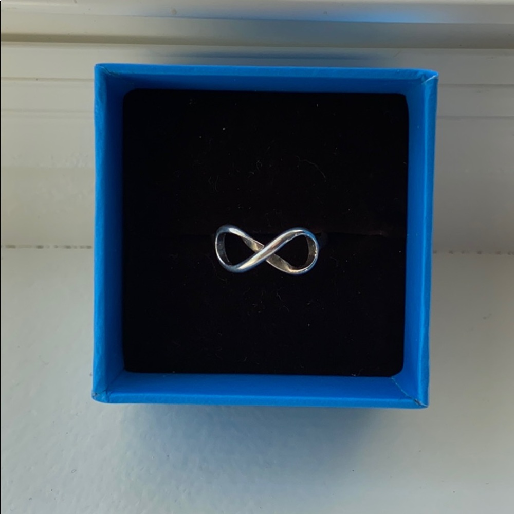 Sterling Silver Infinity Loops Ring, Sz 7